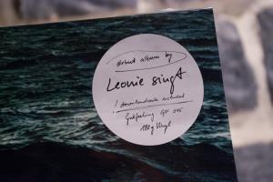 Leonie Singt (02)